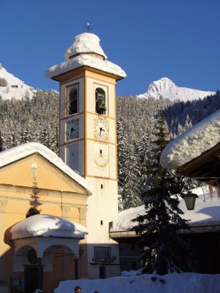 Il centro di Champoluc  in inverno